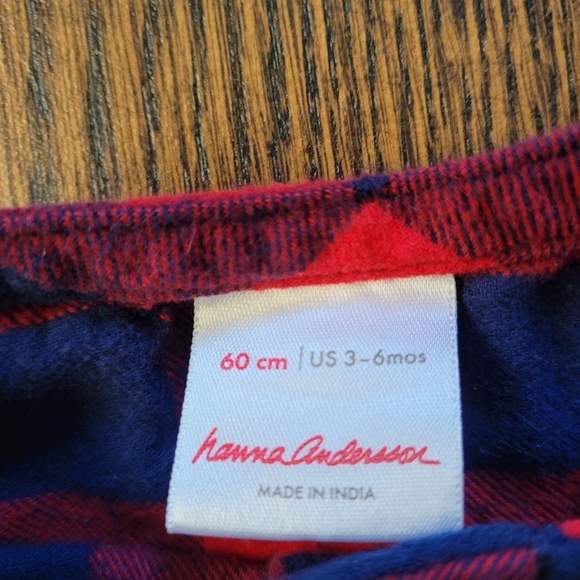 Bundle of 2 Bodysuit Tops Size Infant Girl's 3-6 Months One is NEW with Tags - Picture 4 of 5